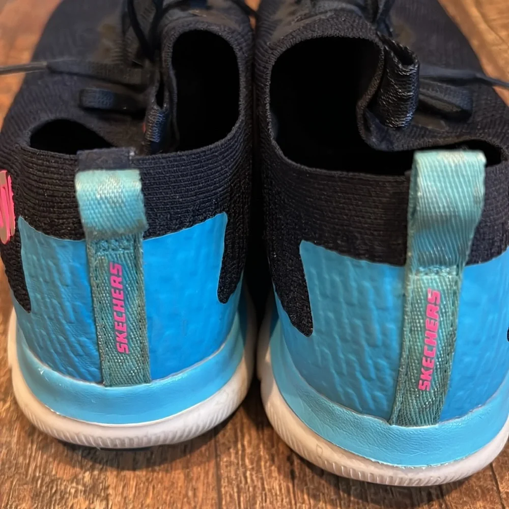 WOMENS SKETCHER KNIT SNEAKER - Picture 5 of 5